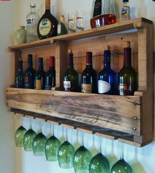 Pallet Furniture....15 Great Projects To Make Yourself